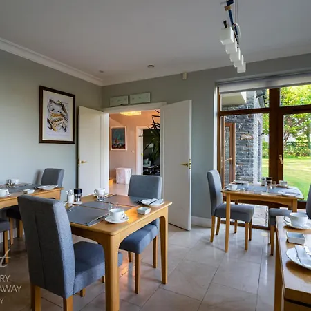 منزل ريفي Seafort Luxury Hideaway *