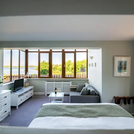 Seafort Luxury Hideaway