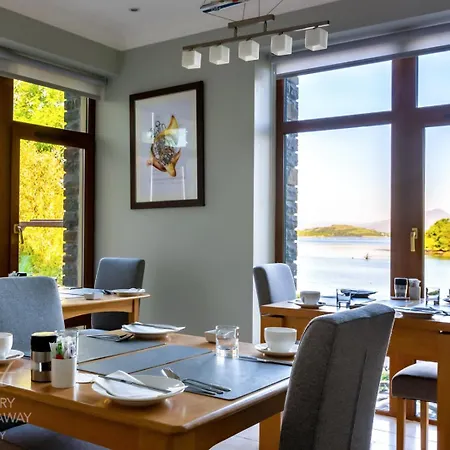 منزل ريفي Seafort Luxury Hideaway