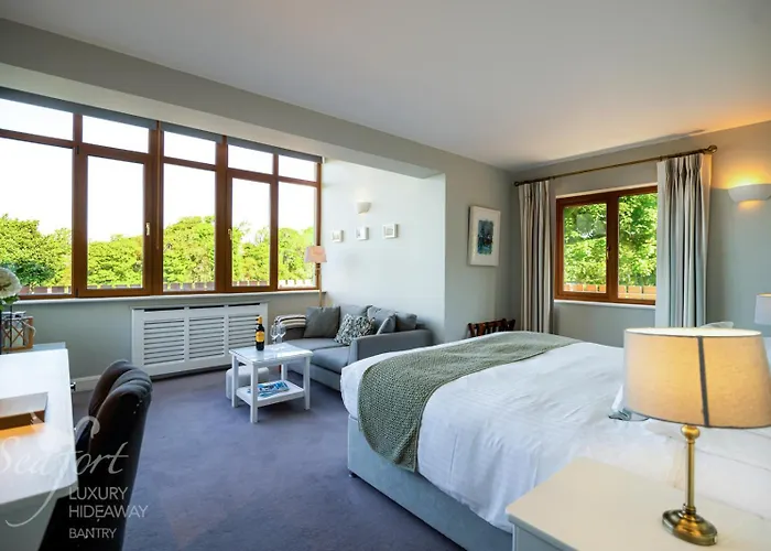 Seafort Luxury Hideaway بانتري